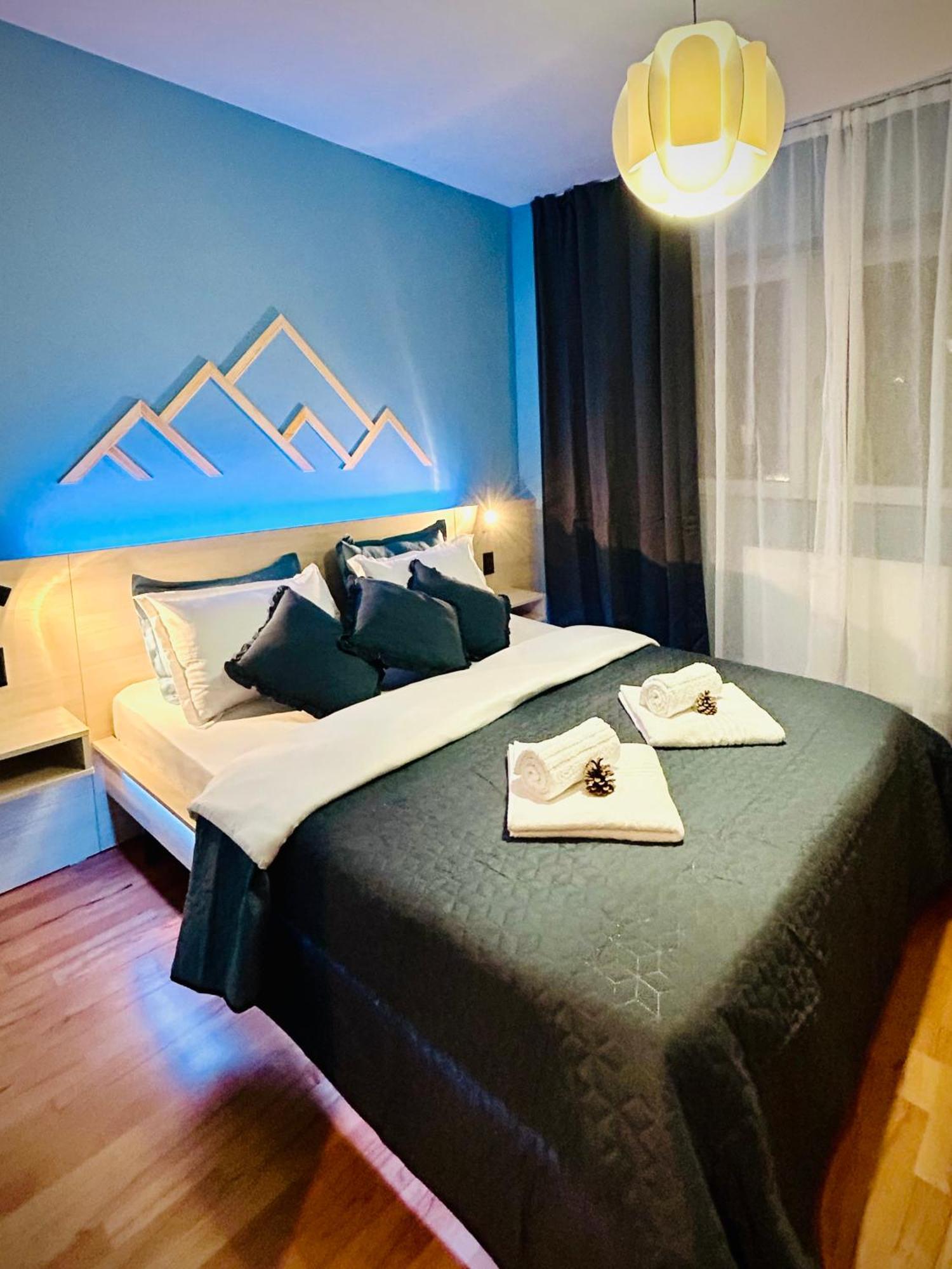 Blue Mountain Residence Braşov Extérieur photo